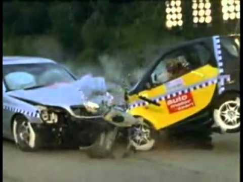 Mercedes Benz S Class crash test vs opel corsa vs smart