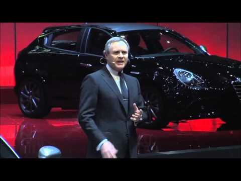 GENEVA 2013 VIDEO - New 2014 Alfa Romeo 4C Debut- Horsepower specs price