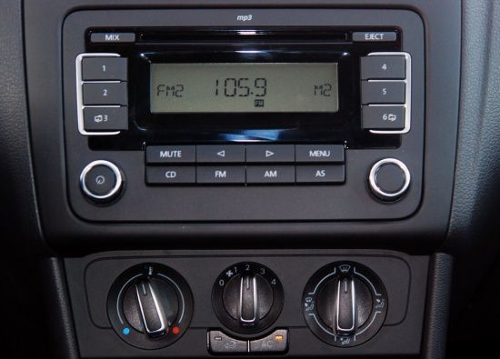  все о  салоне поло седана